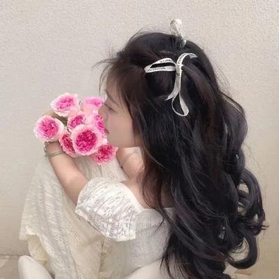 名导之孙晒豪宅名表，学校展开调查，凌晨持续发酵
